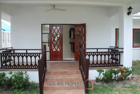 3 Bedroom Pool Villa, overlooking a huge lake