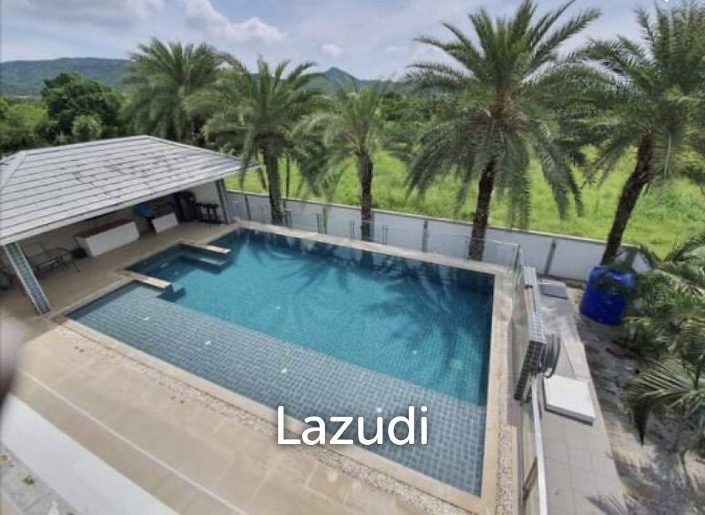 800 Sqm 4 Bed 5 Bath Villa For Sale