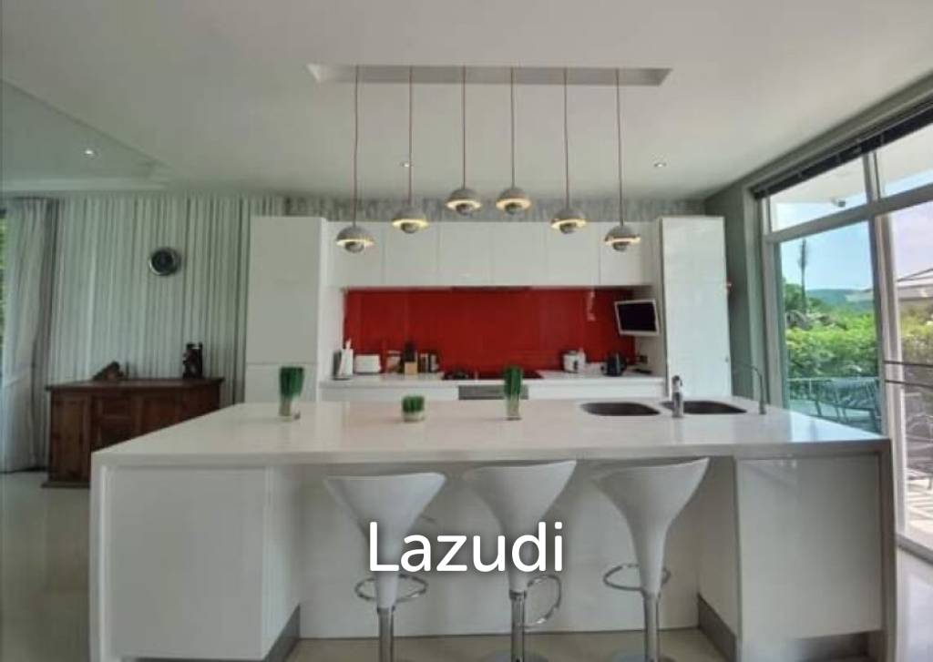 800 Sqm 4 Bed 5 Bath Villa For Sale