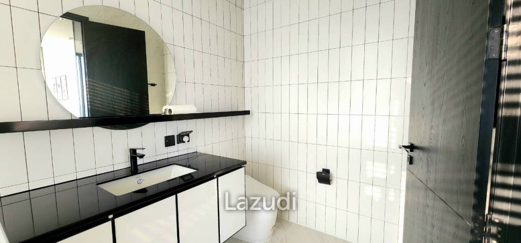3 Bed 151 SQ.M Chapter Charoennakorn-Riverside