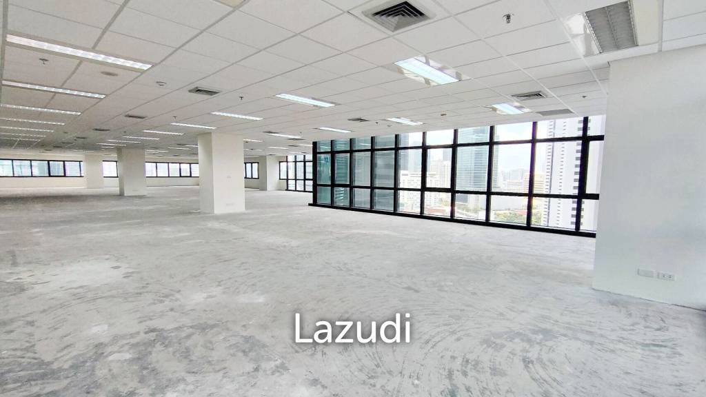 Office for rent at Silom Complex