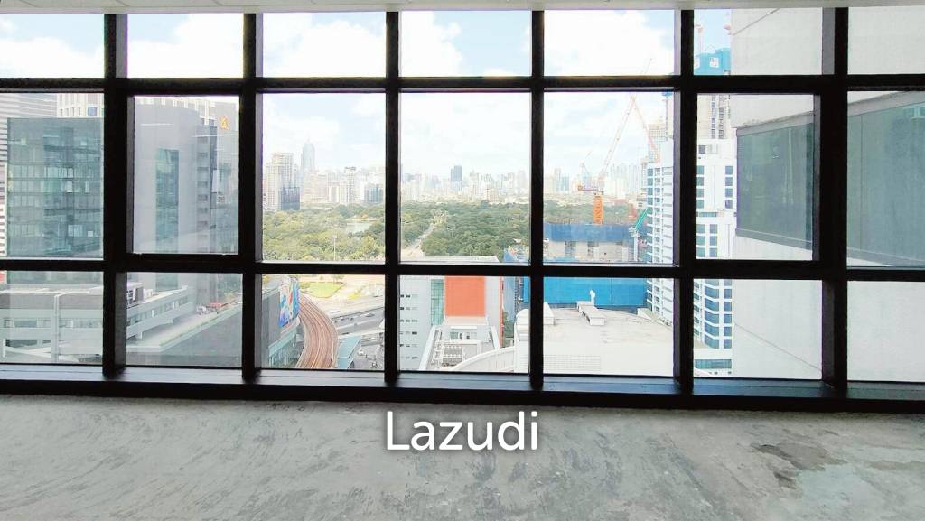 Office for rent at Silom Complex