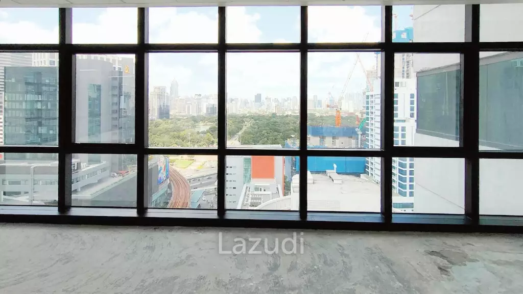 Office for rent at Silom Complex