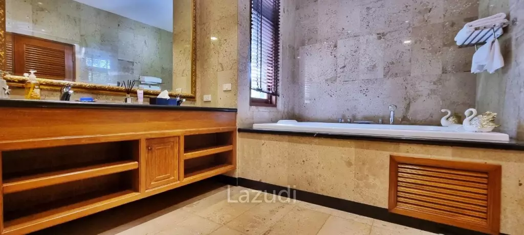 4 Beds 4 Baths 403 SQ.M View Talay Marina
