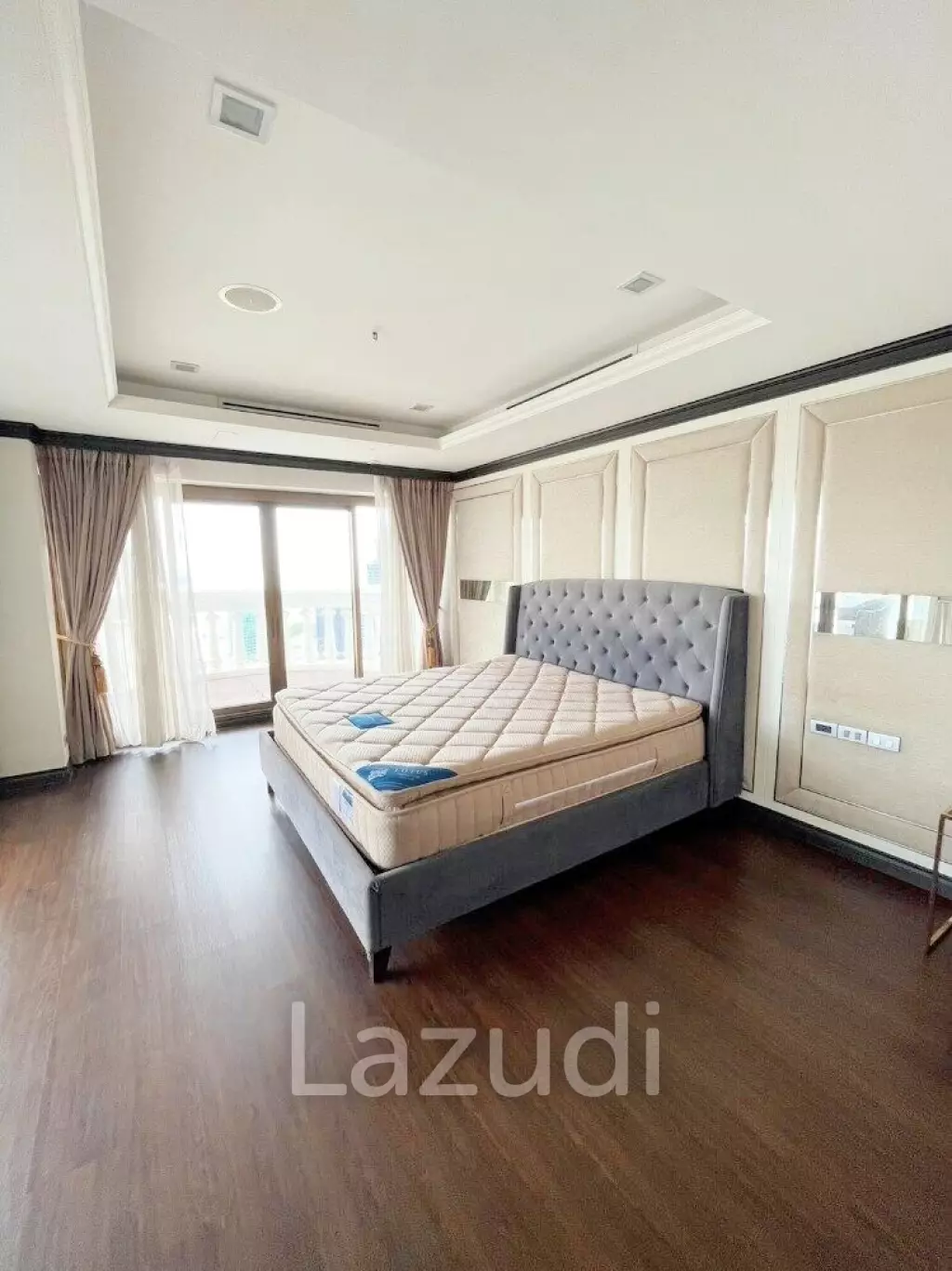 3 Bedroom 3 Bathroom 347 SQ.M State Tower