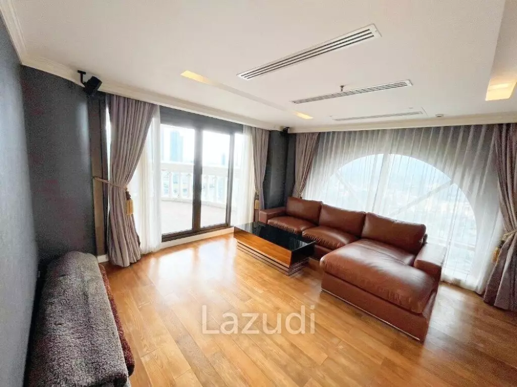 3 Bedroom 3 Bathroom 347 SQ.M State Tower