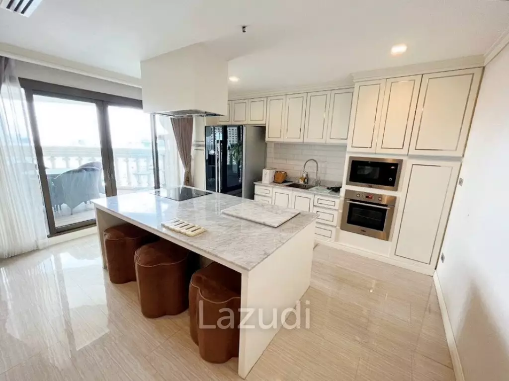 3 Bedroom 3 Bathroom 347 SQ.M State Tower