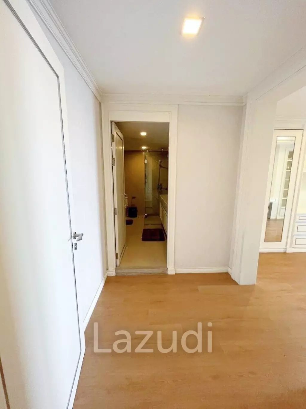 3 Bedroom 3 Bathroom 347 SQ.M State Tower