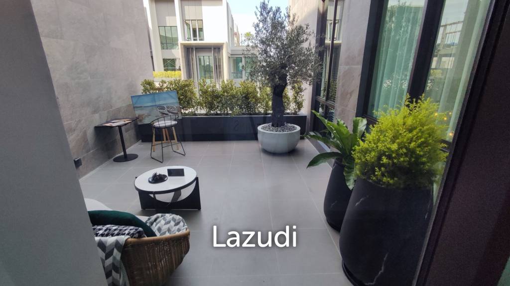 5 Bed 6 Bath 620 SQ.M Grand Bangkok Boulevard Rama 9 – Krungthep Kreetha