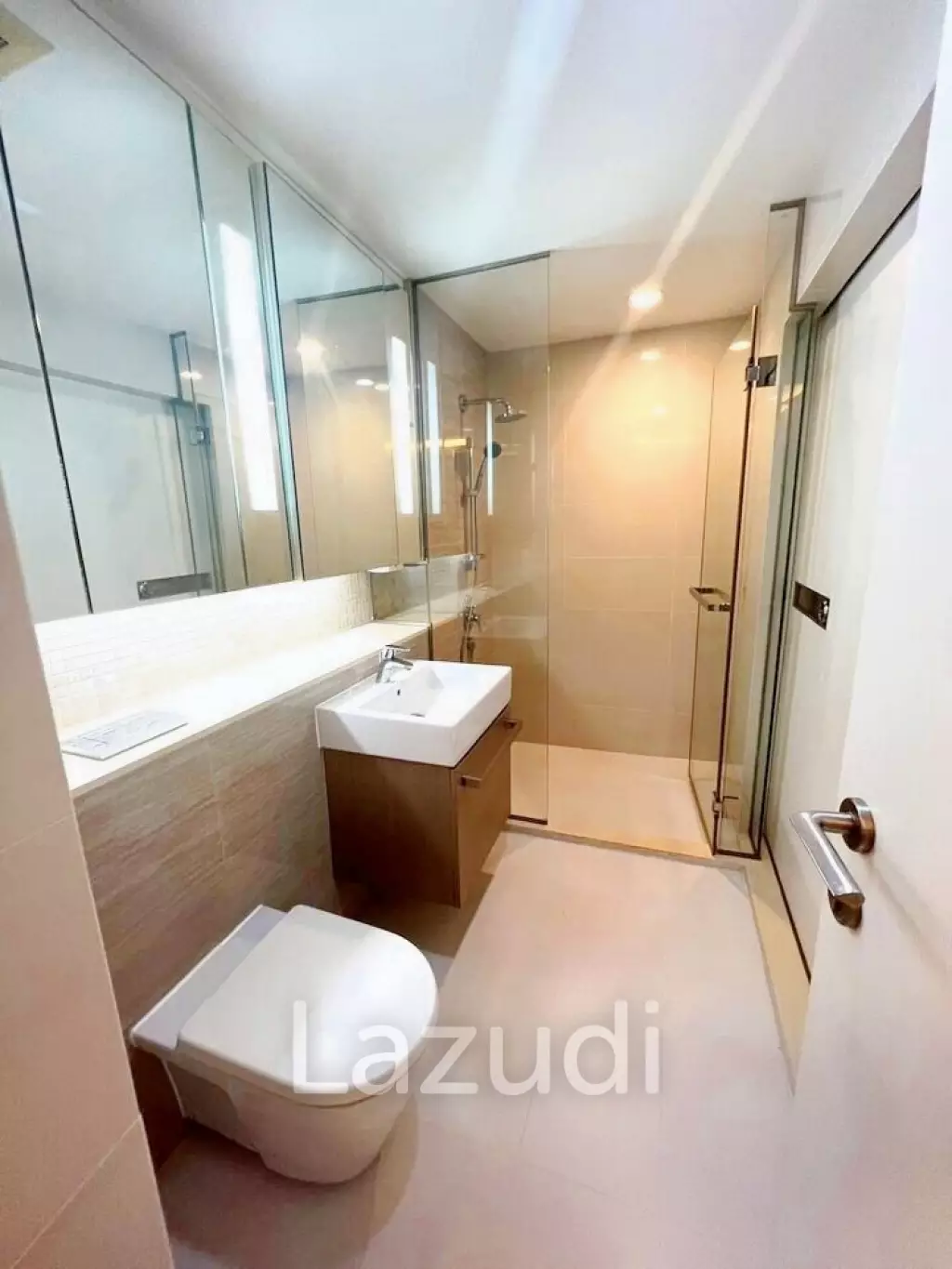 1 Bed 1 Bath 55 SQ.M MODE Sukhumvit 61