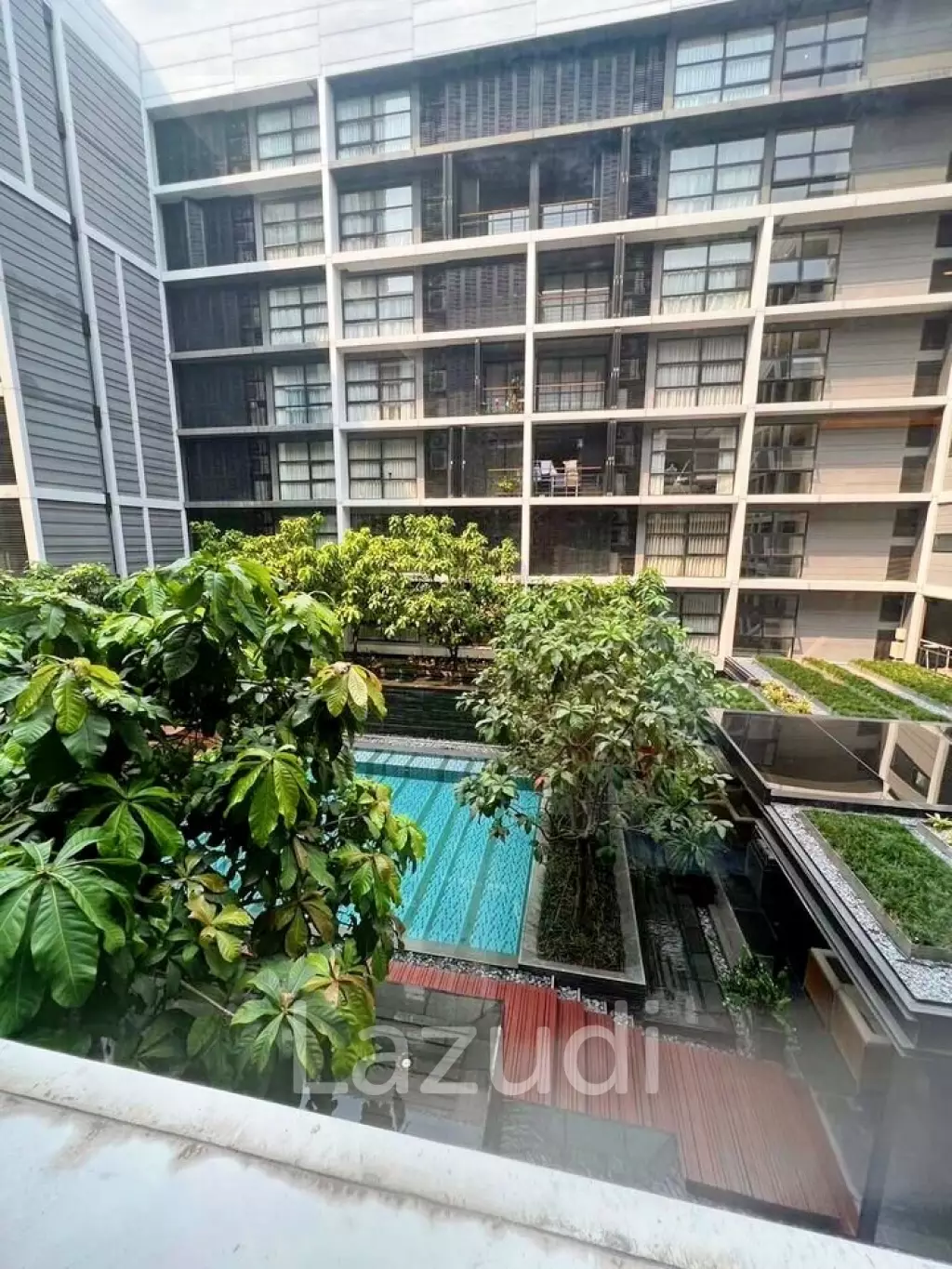 1 Bed 1 Bath 55 SQ.M MODE Sukhumvit 61