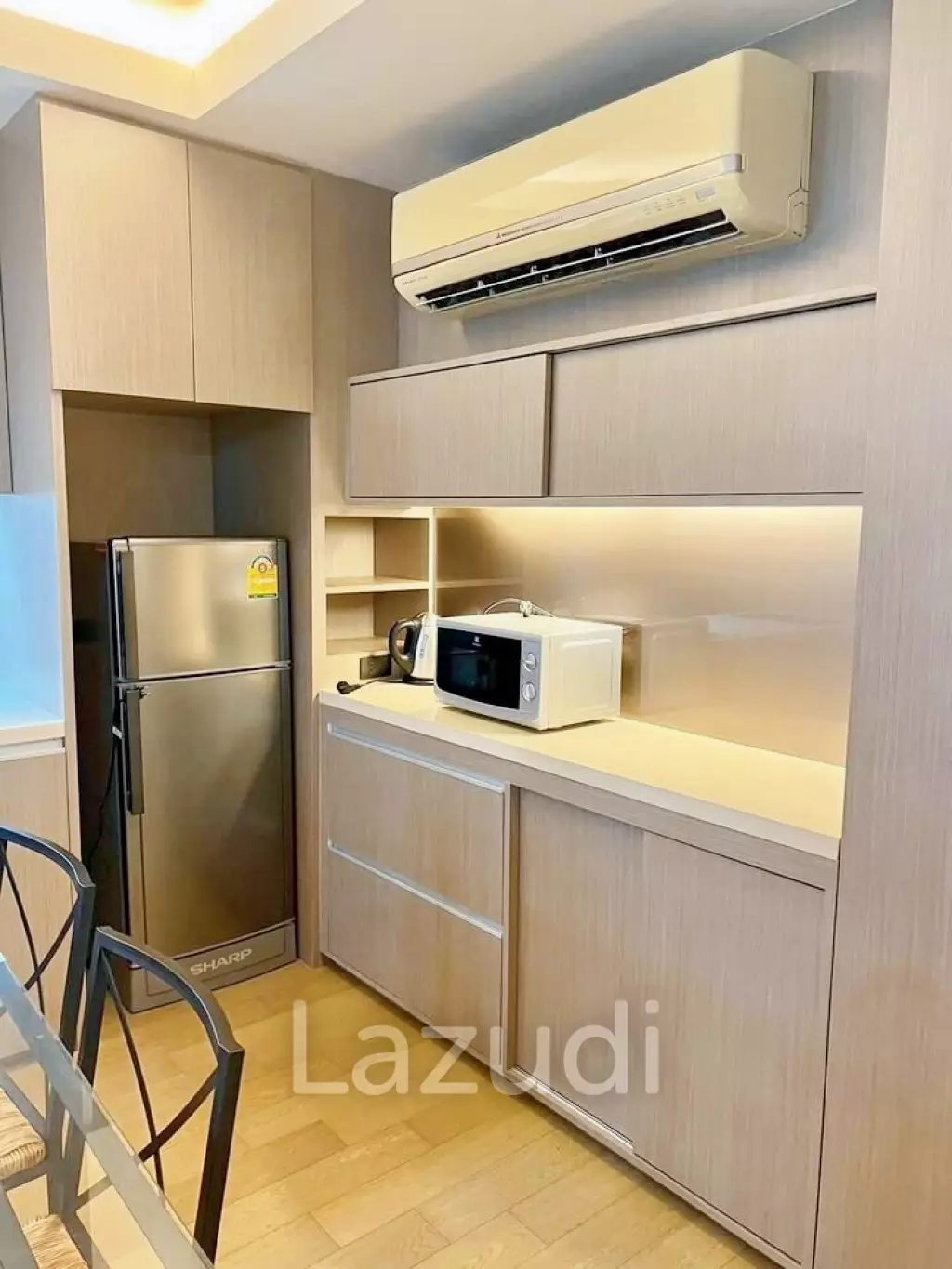 1 Bed 1 Bath 55 SQ.M MODE Sukhumvit 61