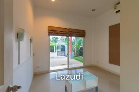2 bed Corner house with landscaped garden