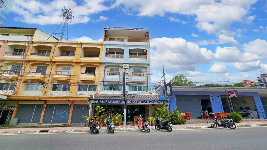 Guesthouse and Restaurant For Sale