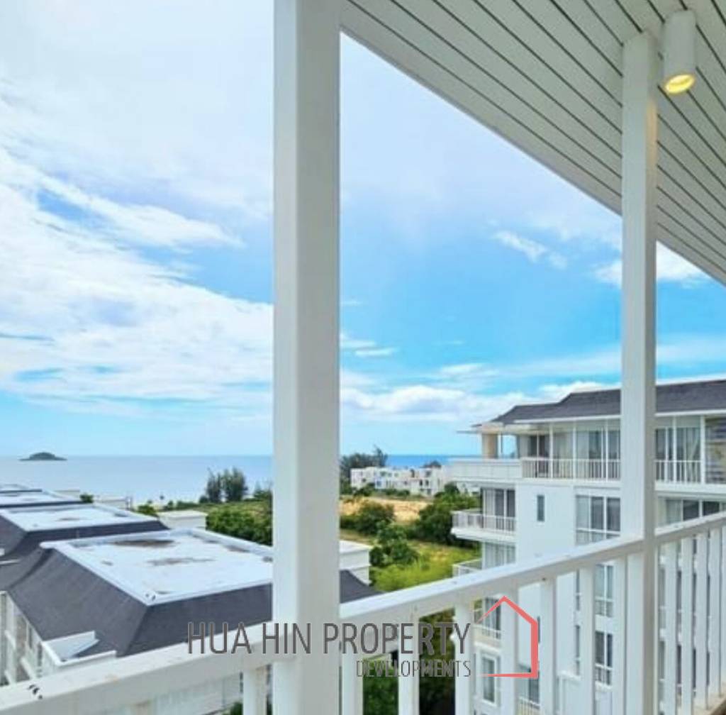 MALIBU CONDO  : 3 bed penthouse