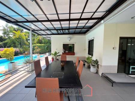 THE HEIGHT 2  :  3 bed 2 storey pool villa