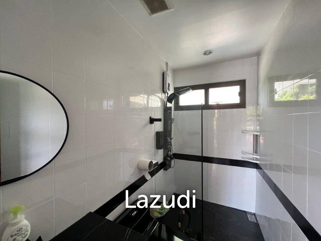 THE HEIGHT 2  :  3 bed 2 storey pool villa