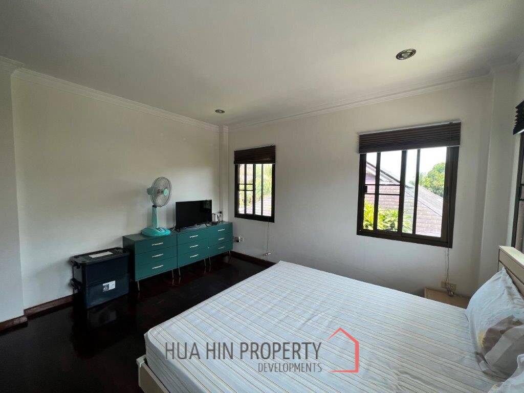 THE HEIGHT 2  :  3 bed 2 storey pool villa