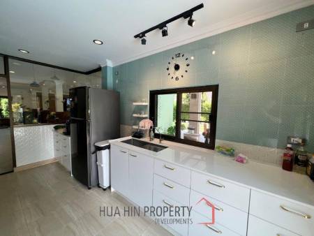 THE HEIGHT 2  :  3 bed 2 storey pool villa