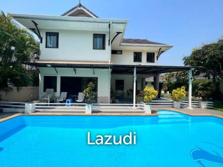 THE HEIGHT 2  :  3 bed 2 storey pool villa