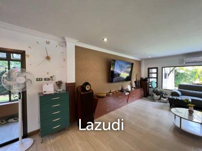 THE HEIGHT 2  :  3 bed 2 storey pool villa