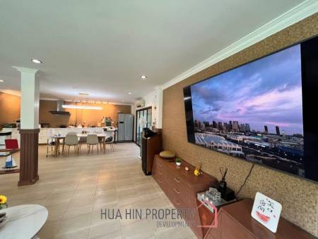 THE HEIGHT 2  :  3 bed 2 storey pool villa