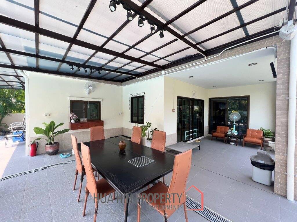 THE HEIGHT 2  :  3 bed 2 storey pool villa