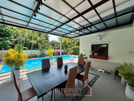 THE HEIGHT 2  :  3 bed 2 storey pool villa