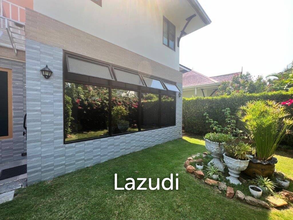 THE HEIGHT 2  :  3 bed 2 storey pool villa