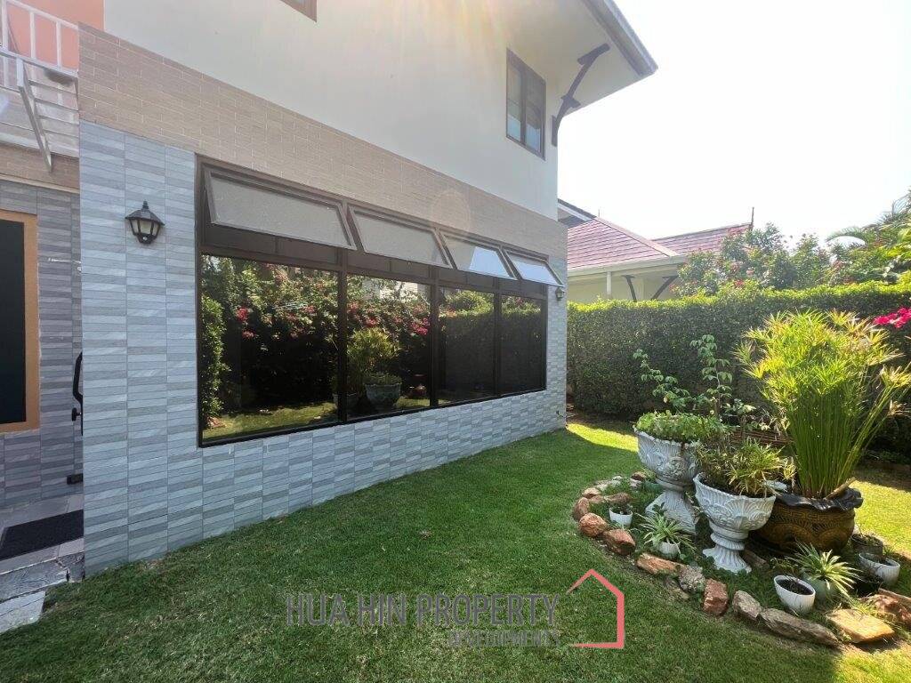THE HEIGHT 2  :  3 bed 2 storey pool villa