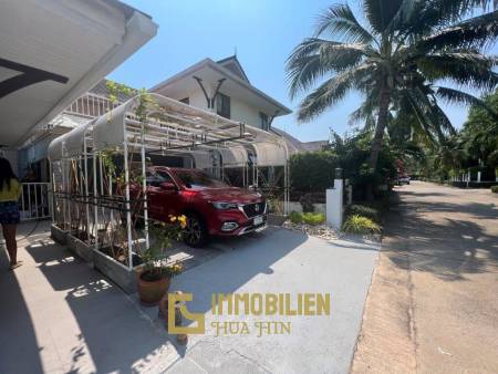 THE HEIGHT 2  :  3 bed 2 storey pool villa