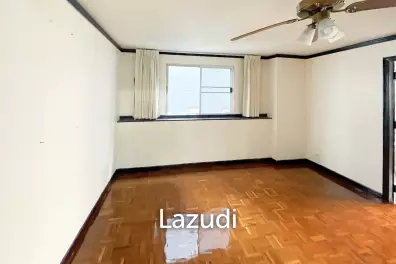 4 Bedrooms 3 Bathrooms 165 SQ.M 15 Suite