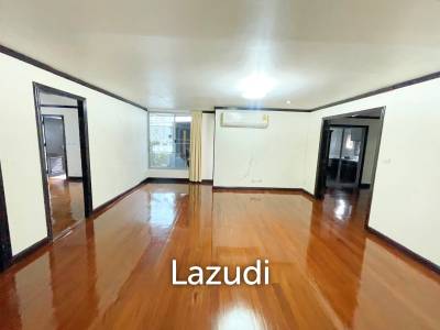 4 Bedrooms 3 Bathrooms 165 SQ.M 15 Suite