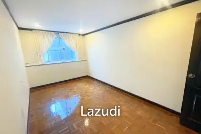 4 Bedrooms 3 Bathrooms 165 SQ.M 15 Suite