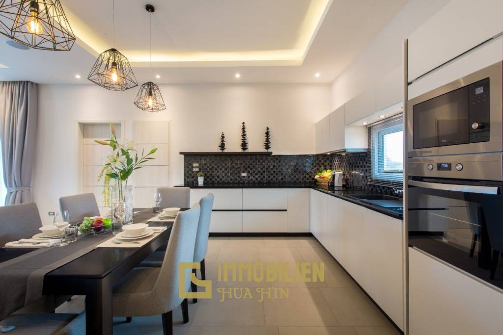 1,076 metro cuadrado 3 ` 3 Baño Villa de Venta