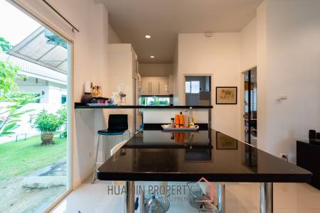 La Vallee Light, 2 bed 2 bath villa