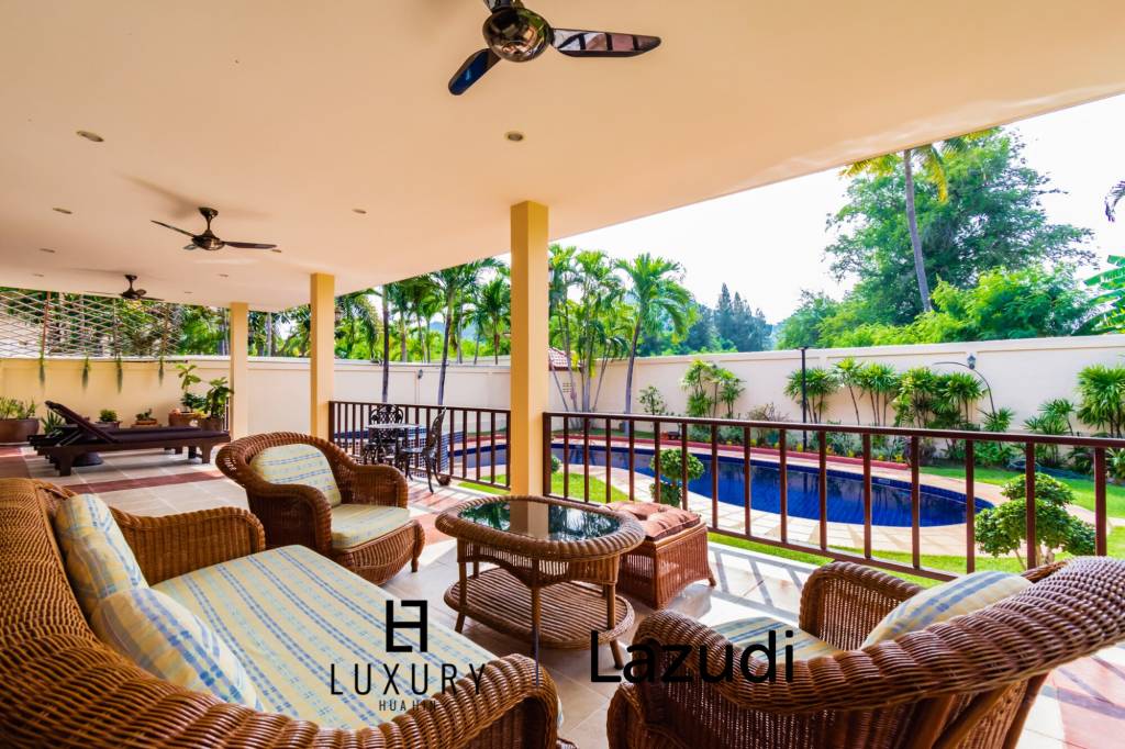 Large renovated 3 bed pool villa soi 114