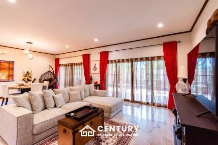 Large renovated 3 bed pool villa soi 114