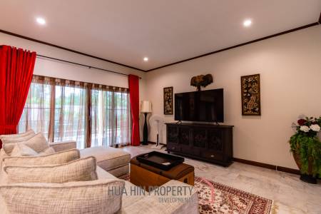 Large renovated 3 bed pool villa soi 114