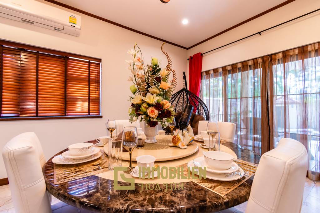 Large renovated 3 bed pool villa soi 114