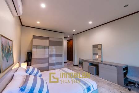 Large renovated 3 bed pool villa soi 114