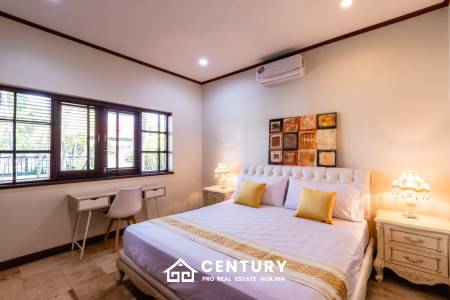 Large renovated 3 bed pool villa soi 114