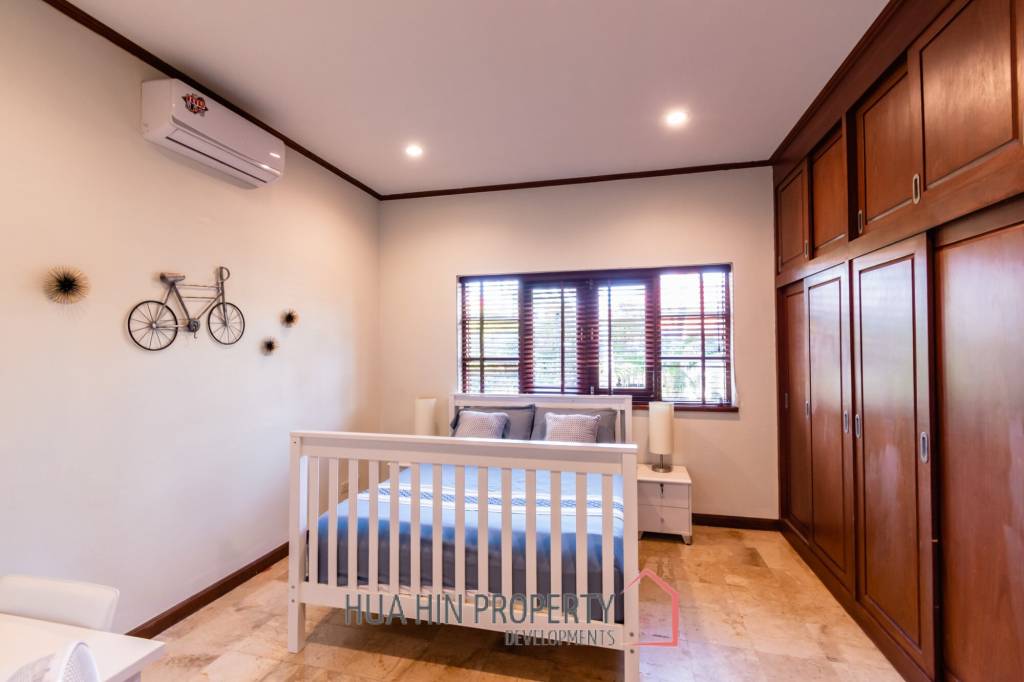 Large renovated 3 bed pool villa soi 114