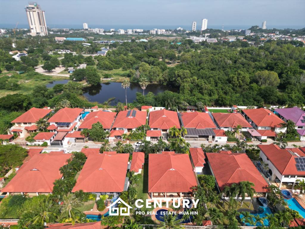 Large renovated 3 bed pool villa soi 114