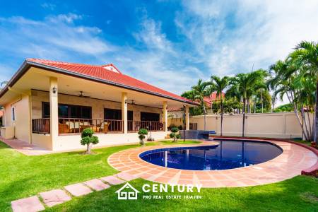 Large renovated 3 bed pool villa soi 114