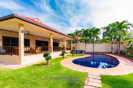 Large renovated 3 bed pool villa soi 114