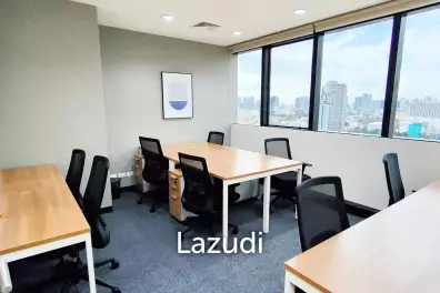 Service office for rent at Muang Thai Phatra Complex