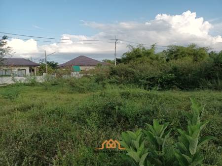 2,345.6 SQ.M Prime Land Plot in Lipa Noi