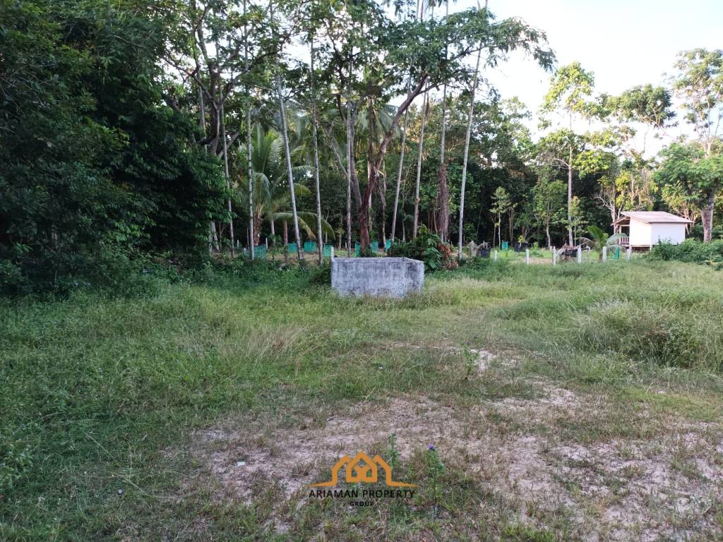 2,345.6 SQ.M Prime Land Plot in Lipa Noi