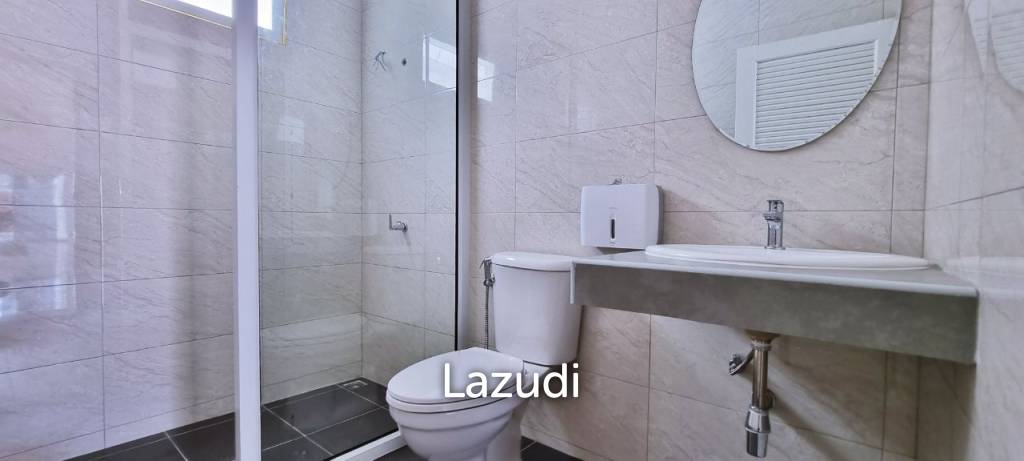3  Beds 3 Baths 150 SQ.M Natheekarn Park View